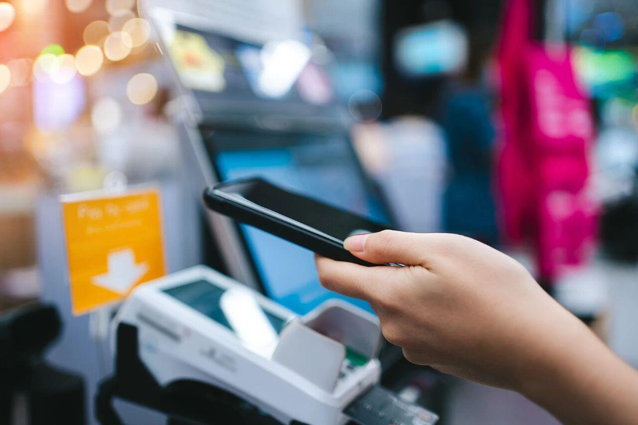 手机“贴一贴”可能无形中泄密 国家安全部