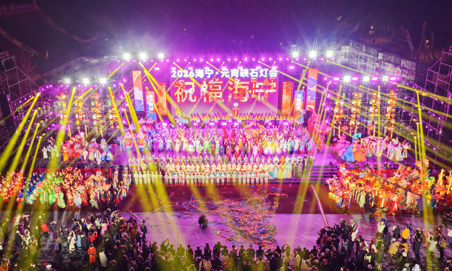 海宁元宵硖石灯会（图片来源：海宁传媒）