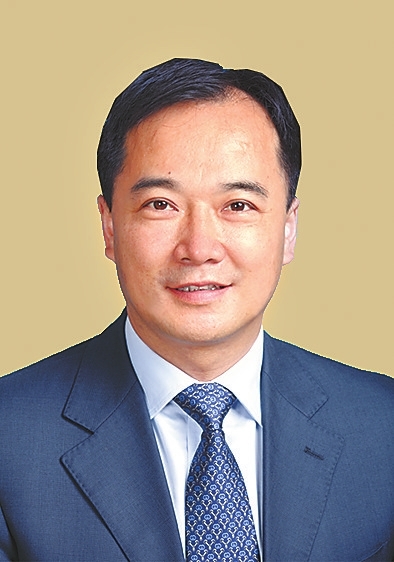 濮阳市委书记何雄